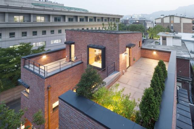 别墅花园设计：又见最美红砖别墅title=别墅花园设计：又见最美红砖别墅